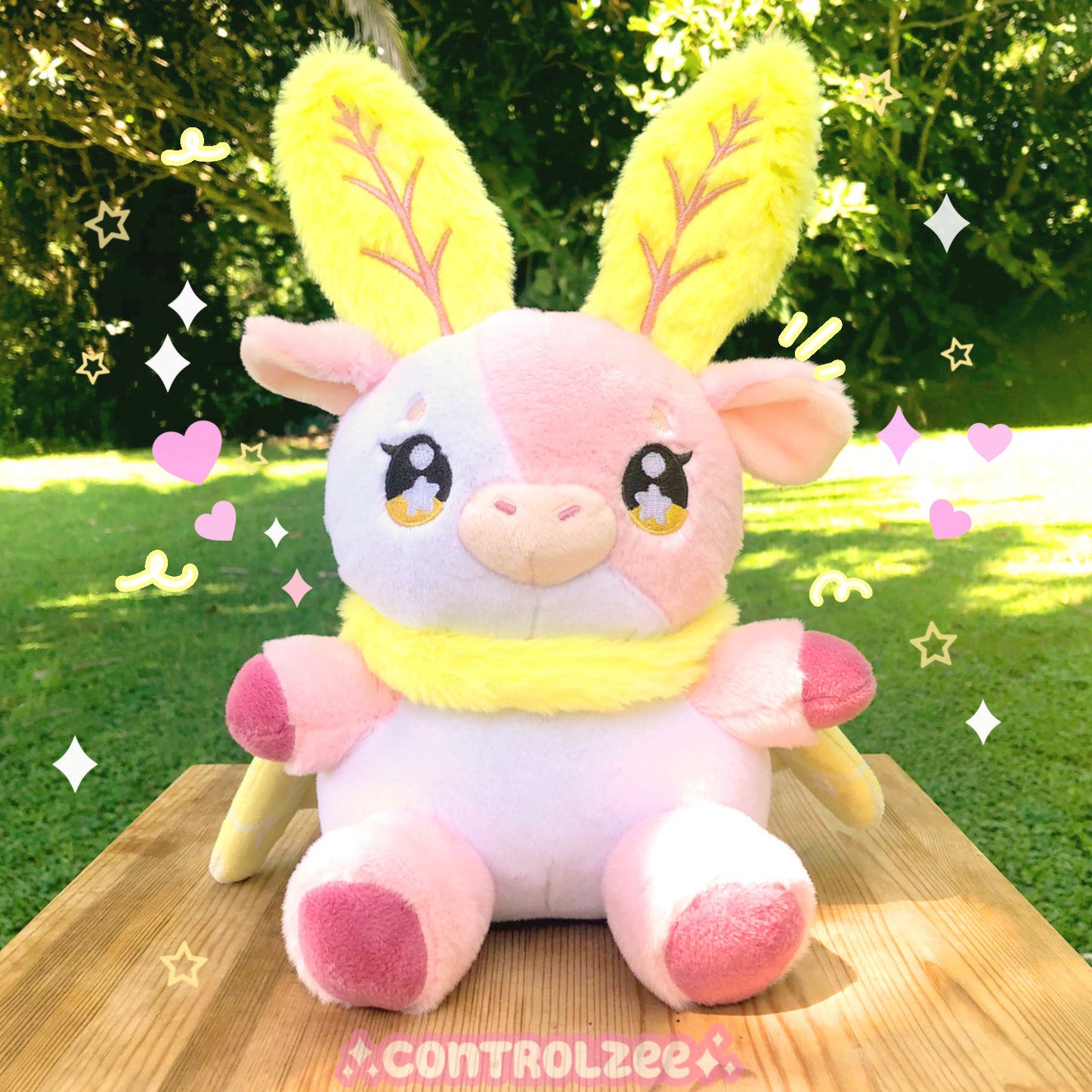 Pink Lemonade Moth Moo Plushie (GRADE B)